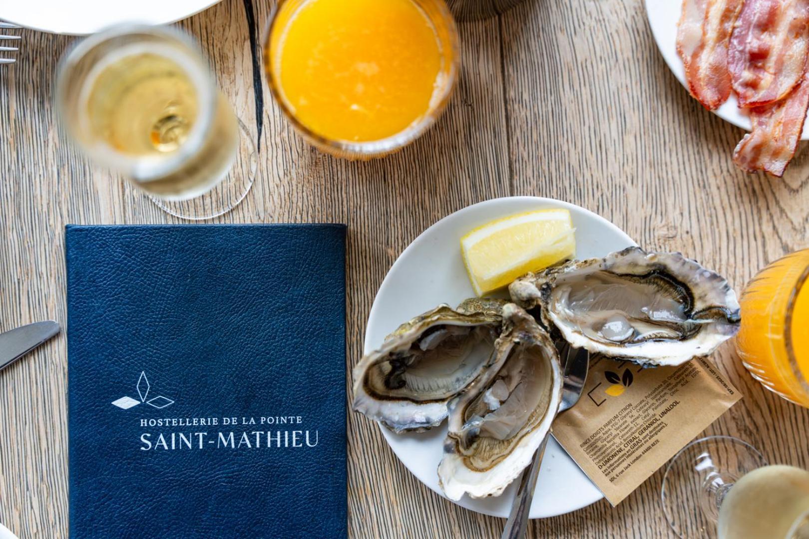 Hostellerie De La Pointe Saint-Mathieu - Spa & Restaurant Plougonvelin Ngoại thất bức ảnh